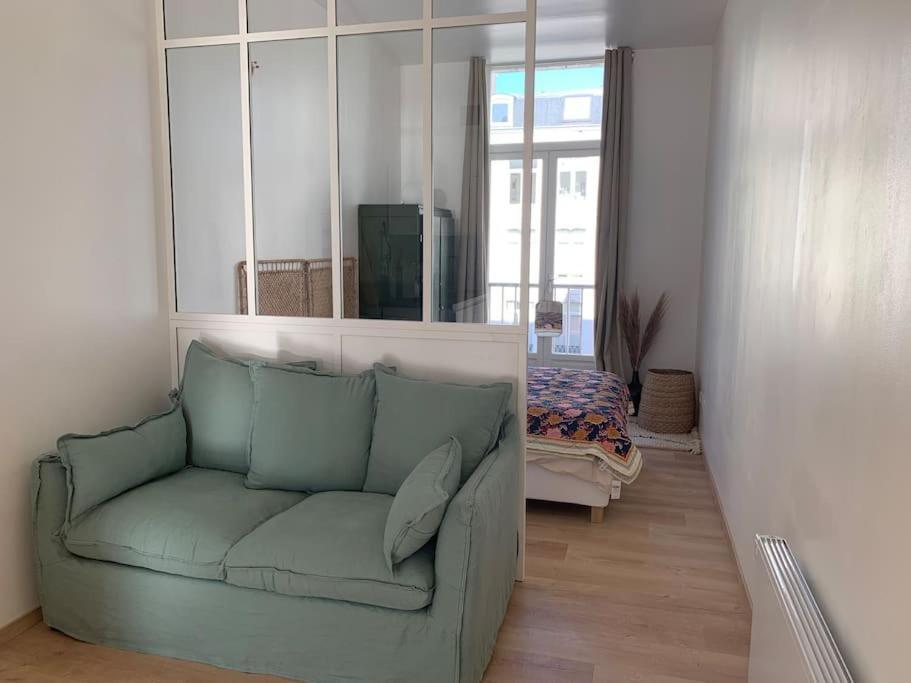 Appartement Centre Ville Avec Terrasse Lille Dış mekan fotoğraf