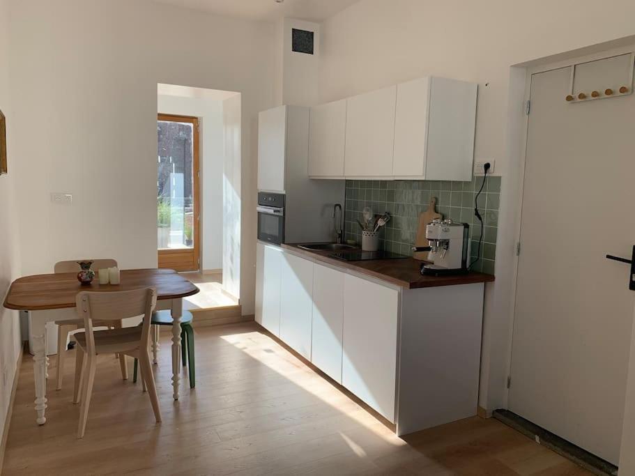 Appartement Centre Ville Avec Terrasse Lille Dış mekan fotoğraf